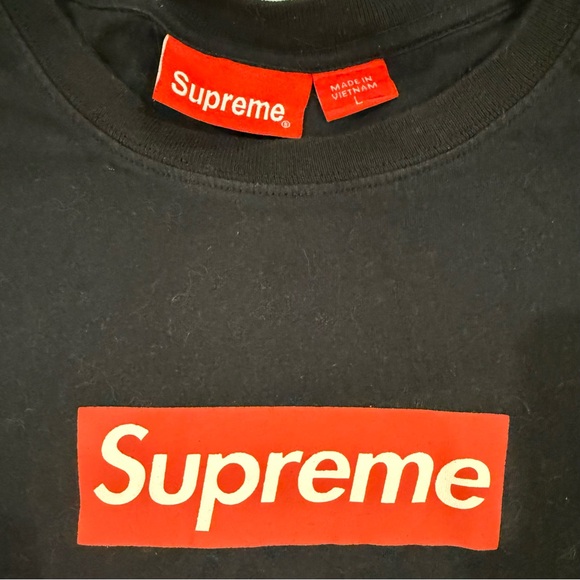 Supreme T-Shirt Youth Size Large - Picture 3 of 3